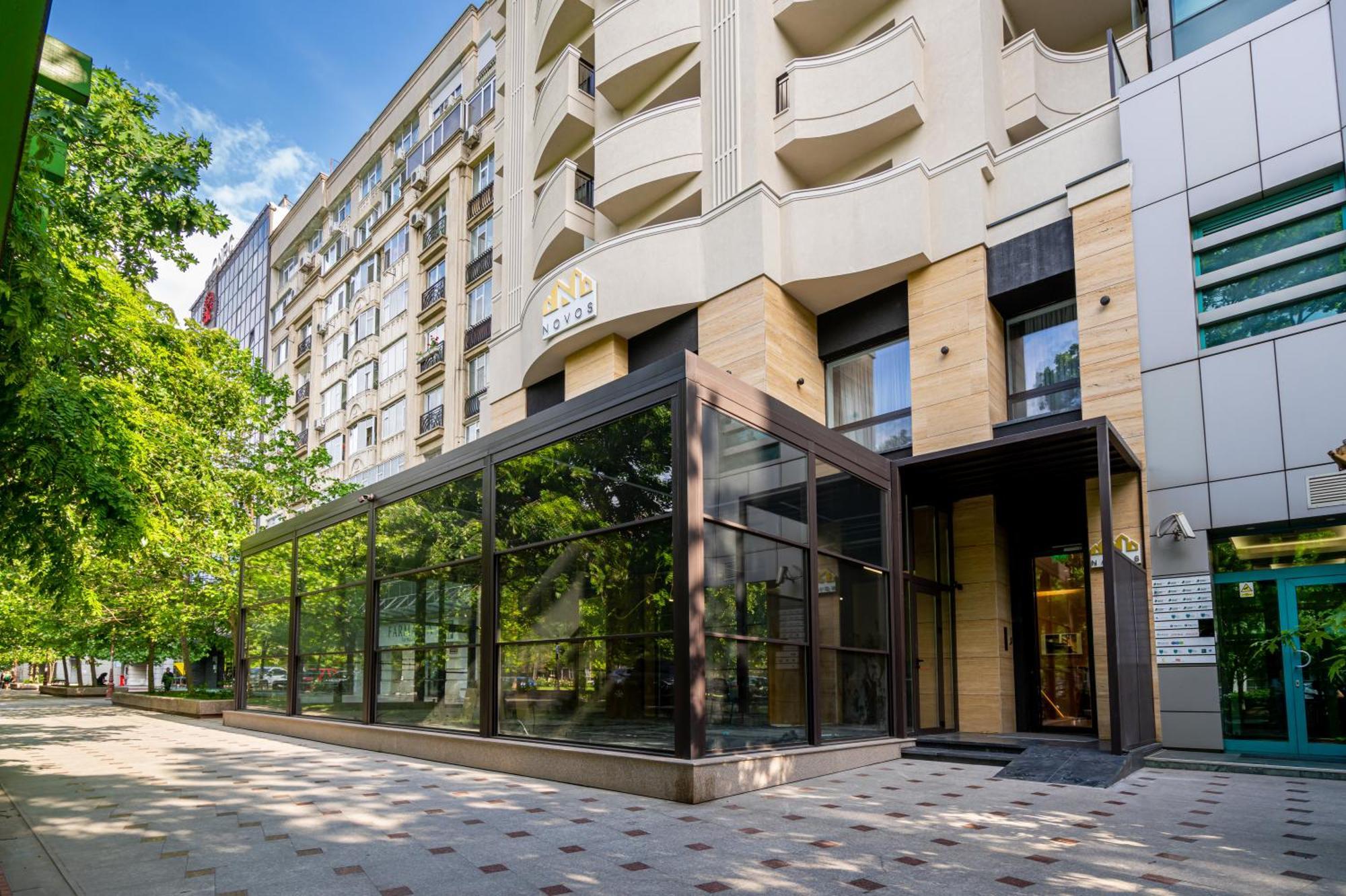 Novos Aparthotel ブカレスト エクステリア 写真